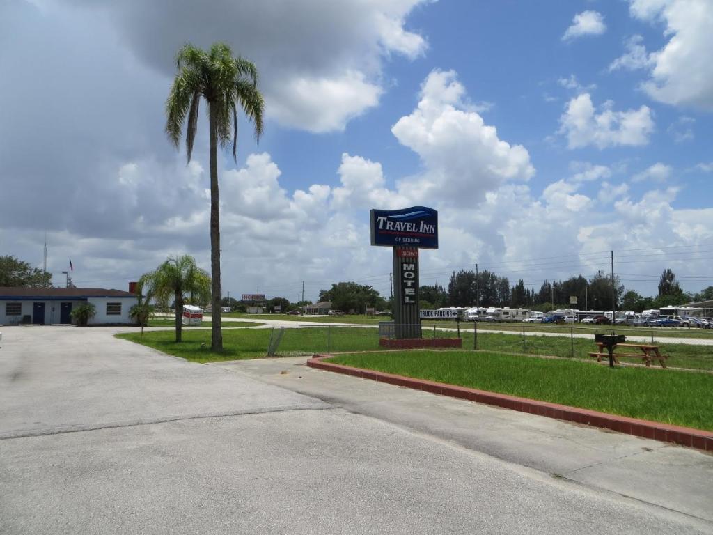 Travel Inn Of Sebring Exteriör bild