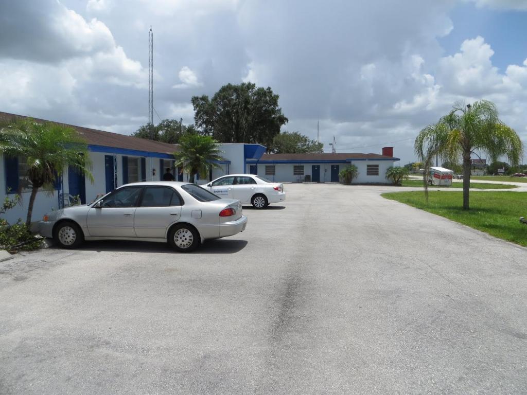 Travel Inn Of Sebring Exteriör bild